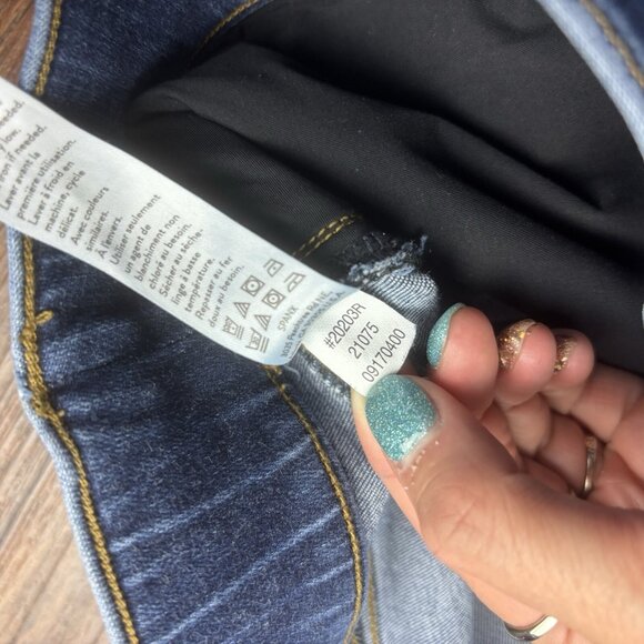 Spanx Skinny Pull On Jeans Medium Wash Distressed Women’s Size Medium - Picture 6 of 11